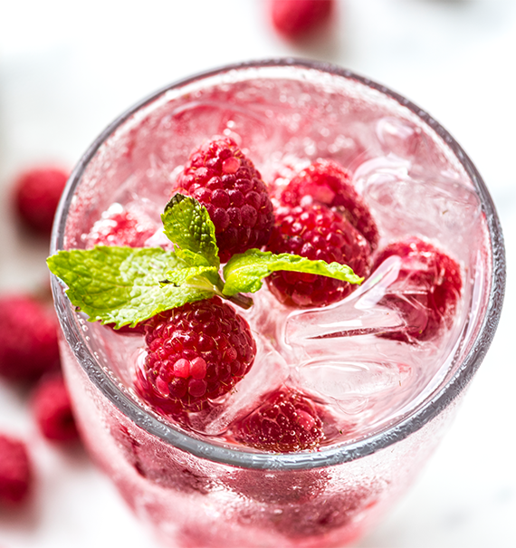 raspberry juice with mint