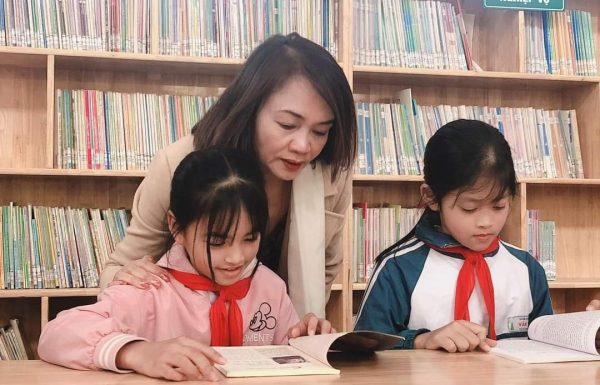 Bring happiness to students in Van To Primary School