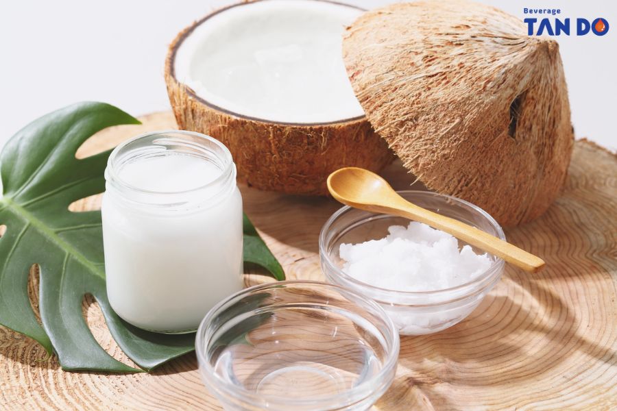 How to Enjoy Coconut Water